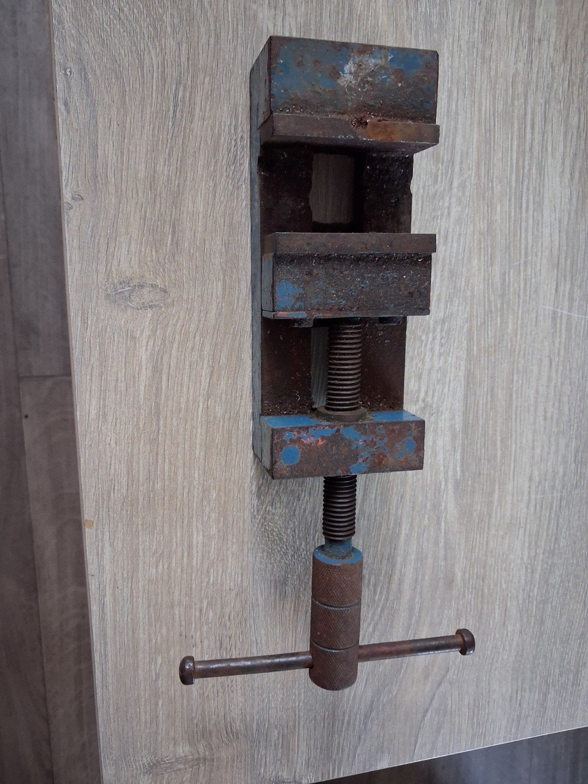 machiene klem kolomboormachine, Ophalen of Verzenden, Gebruikt, Bankschroef, Overige merken