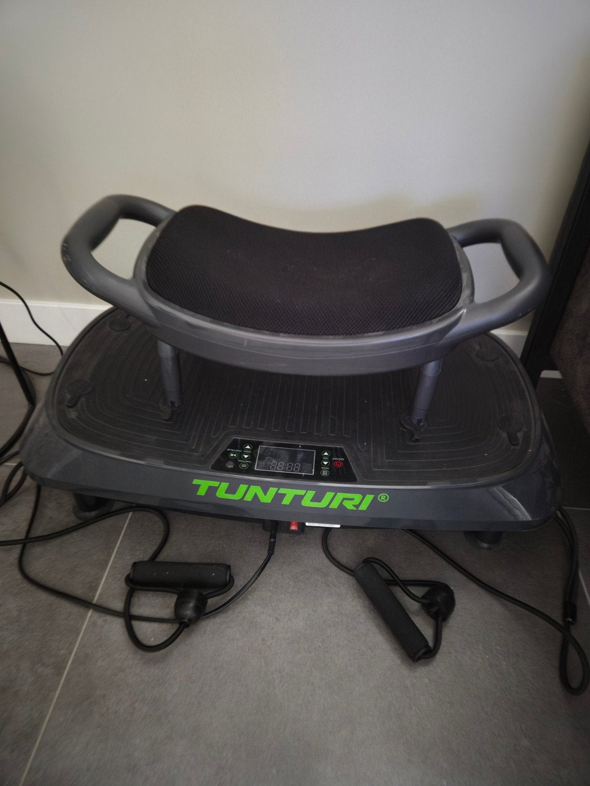 Tunturi Cardio Fit V20 Trilplaat - Werkt perfect!, Ophalen, Kunststof, Gebruikt, Trilplaat