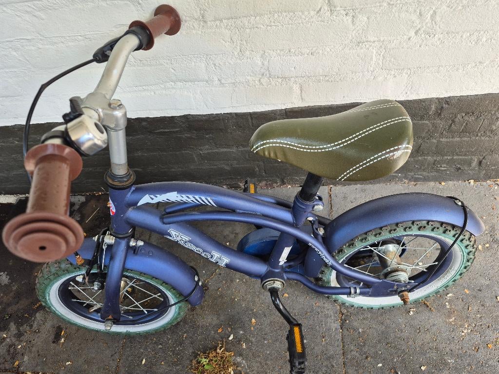 fiets kleuter, Fietsen en Brommers, Fietsen | Kinderfietsjes, Ophalen, Terugtraprem, Gebruikt, Minder dan 16 inch