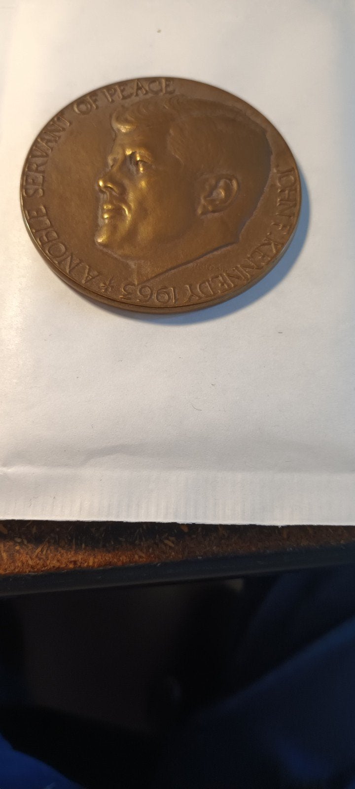 JFK John F. Kennedy Herdenkingsmedaille Brons DIAMETER 7 CM, Ophalen of Verzenden, Brons, Buitenland