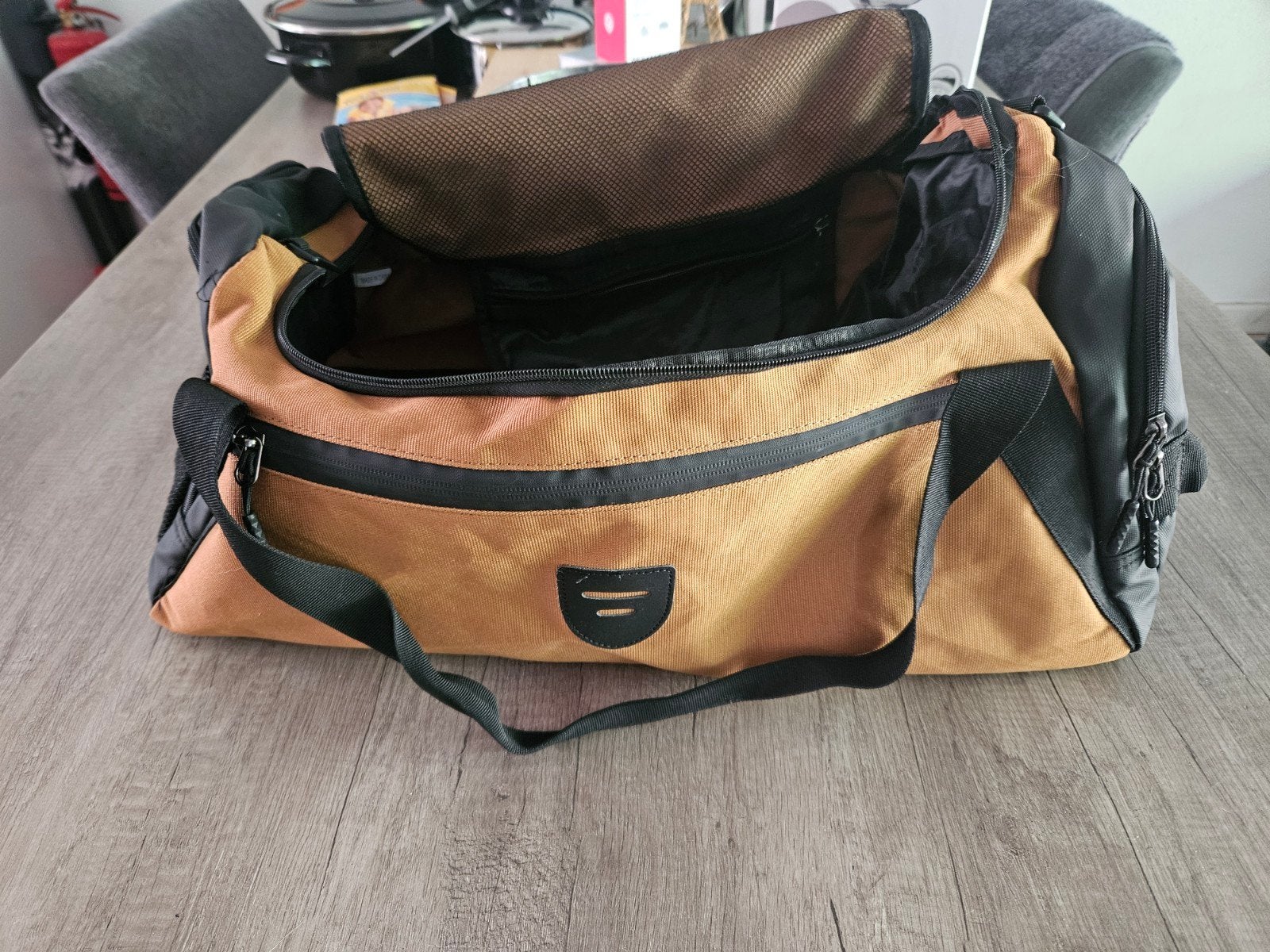 Sporttas met 5 vakken - Ideaal voor sport en reizen, Ophalen, Gebruikt, Unisex volwassen