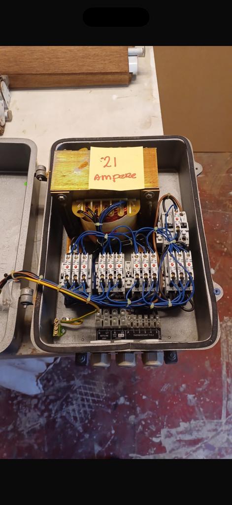 21 ampere, Ophalen of Verzenden, Zo goed als nieuw
