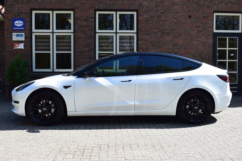 Tesla Model 3 Standard RWD Plus 60 kWh, Automaat, 238 pk, Achterwielaandrijving, Gebruikt