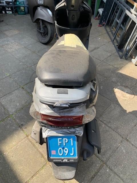 scooter, Fietsen en Brommers, Ophalen, Gebruikt, Benzine, Peugeot