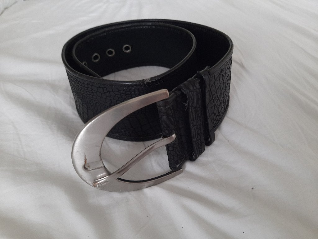 Zwarte brede riem, 85 cm, Esprit, Kleding | Dames, Riemen en Ceinturen, 80 tot 90 cm, 5 cm of meer, Zwart, Heupriem