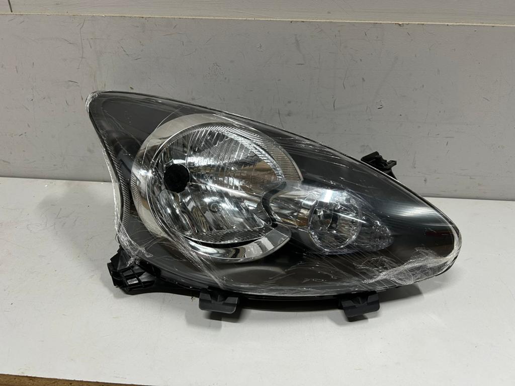Koplamp Toyota Aygo 2005-2013 Rechts, Auto-onderdelen, Ophalen of Verzenden, Nieuw, Toyota