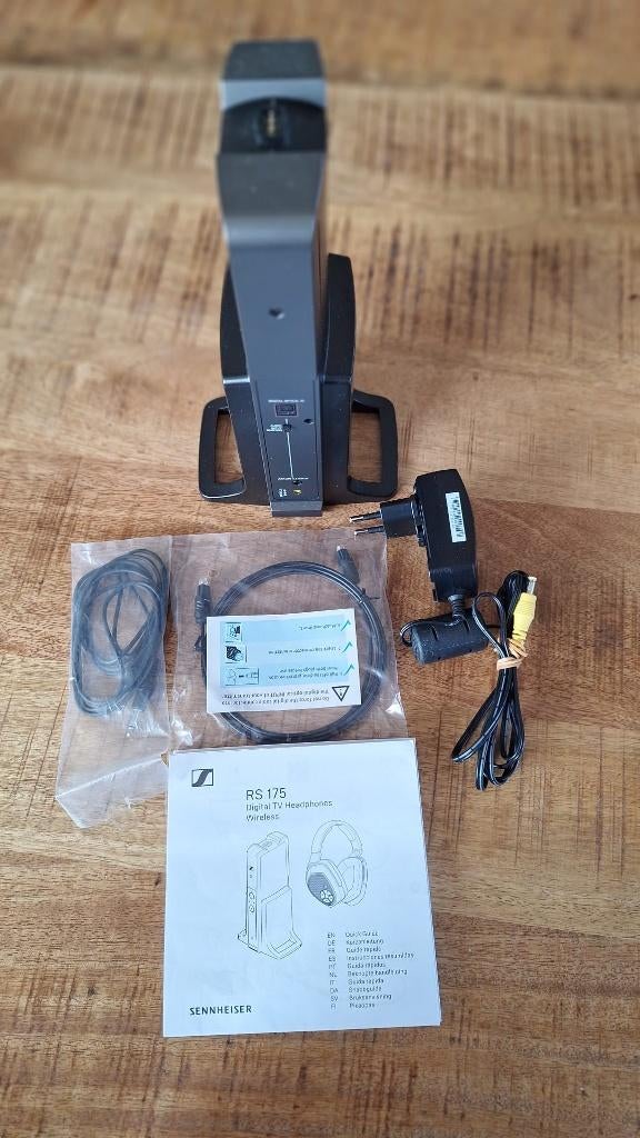 Zender/ontvanger voor Sennheiser RS175 koptelefoon, Ophalen of Verzenden, Zo goed als nieuw, Sennheiser, Draadloos