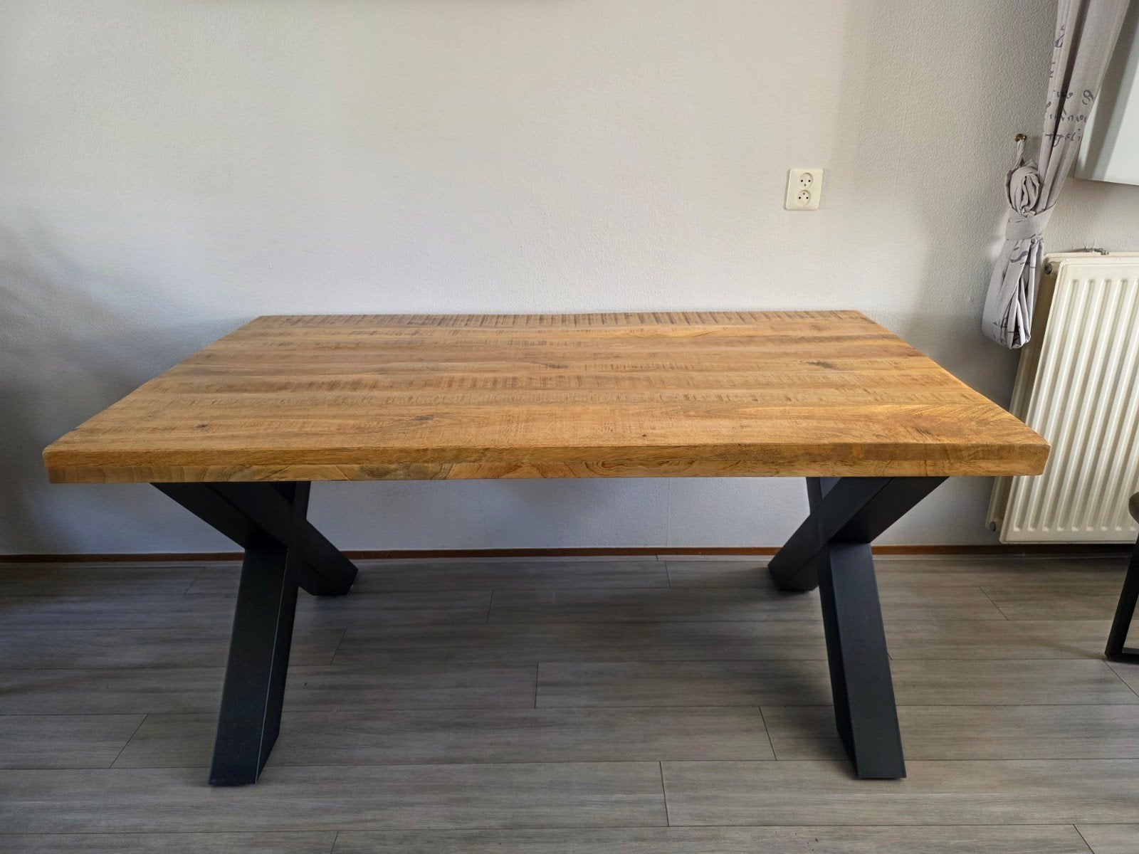 mango houten eettafel, Huis en Inrichting, Ophalen, 200 cm of meer, 50 tot 100 cm, Zo goed als nieuw