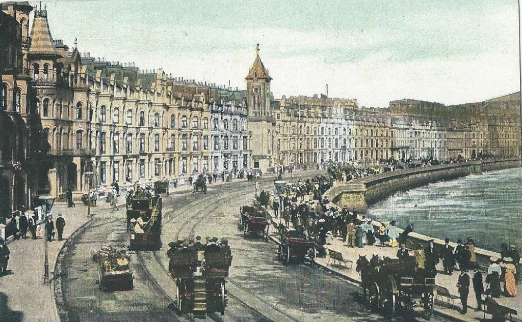 ansichtkaart Douglas, Isle of Man - Levendig straatbeeld, Ophalen of Verzenden, Voor 1920, Ongelopen, Engeland