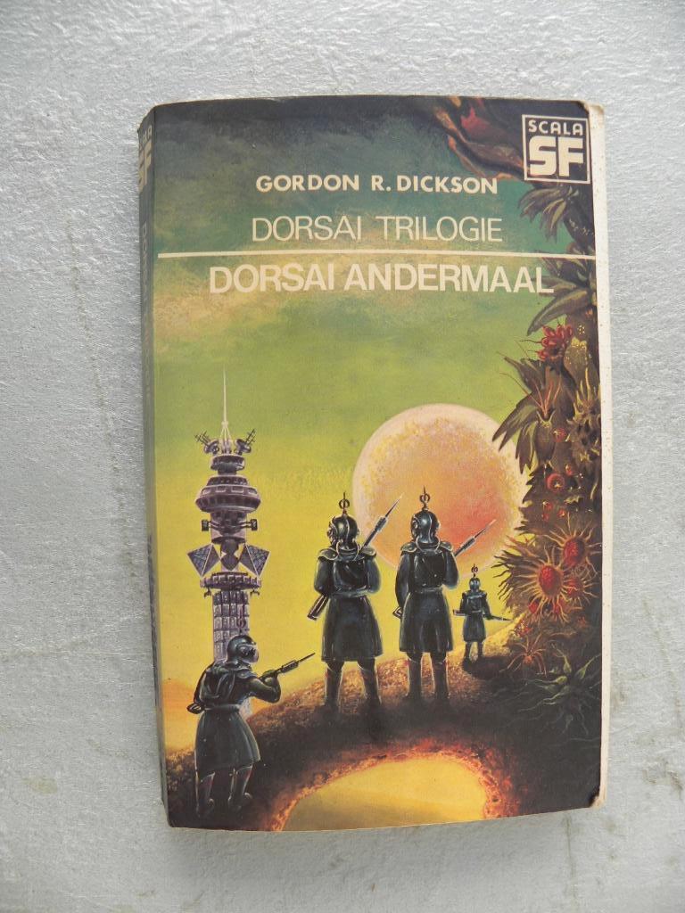 Dorsai andermaal, Gordon R.Dickson, Boeken, Ophalen of Verzenden, Gelezen