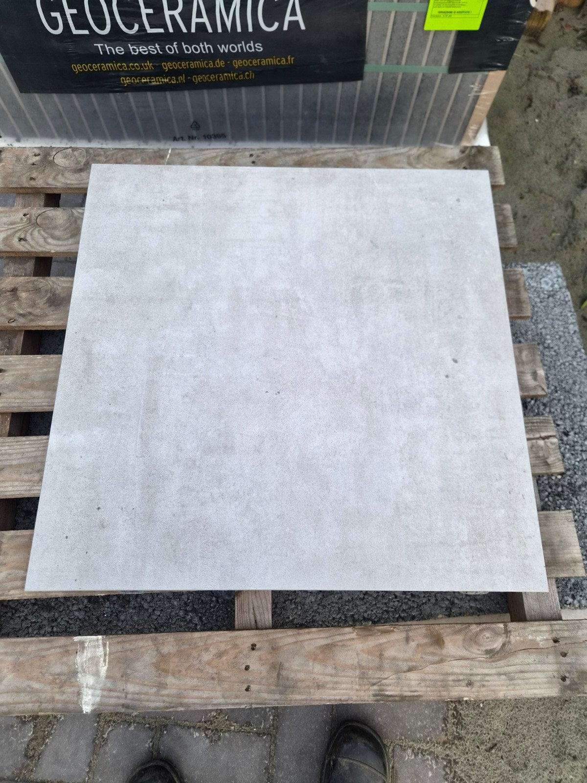14,4 m² Geoceramica 60x60x4 Flow Taupe tegels, Doe-het-zelf en Verbouw, 60 cm of meer, Nieuw, Ophalen of Verzenden, 10 m² of meer