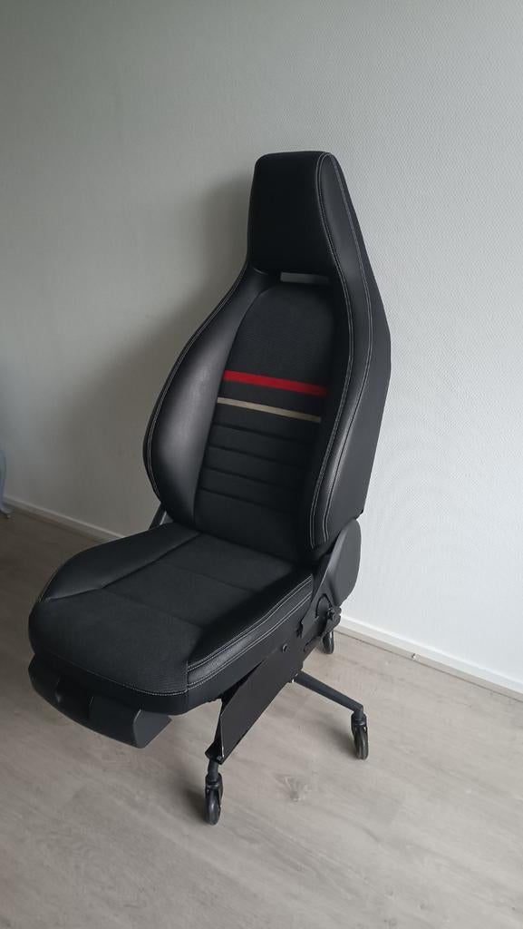MERCEDES w176 bureaustoel, Ophalen, Gaming bureaustoel, Zwart, Zo goed als nieuw