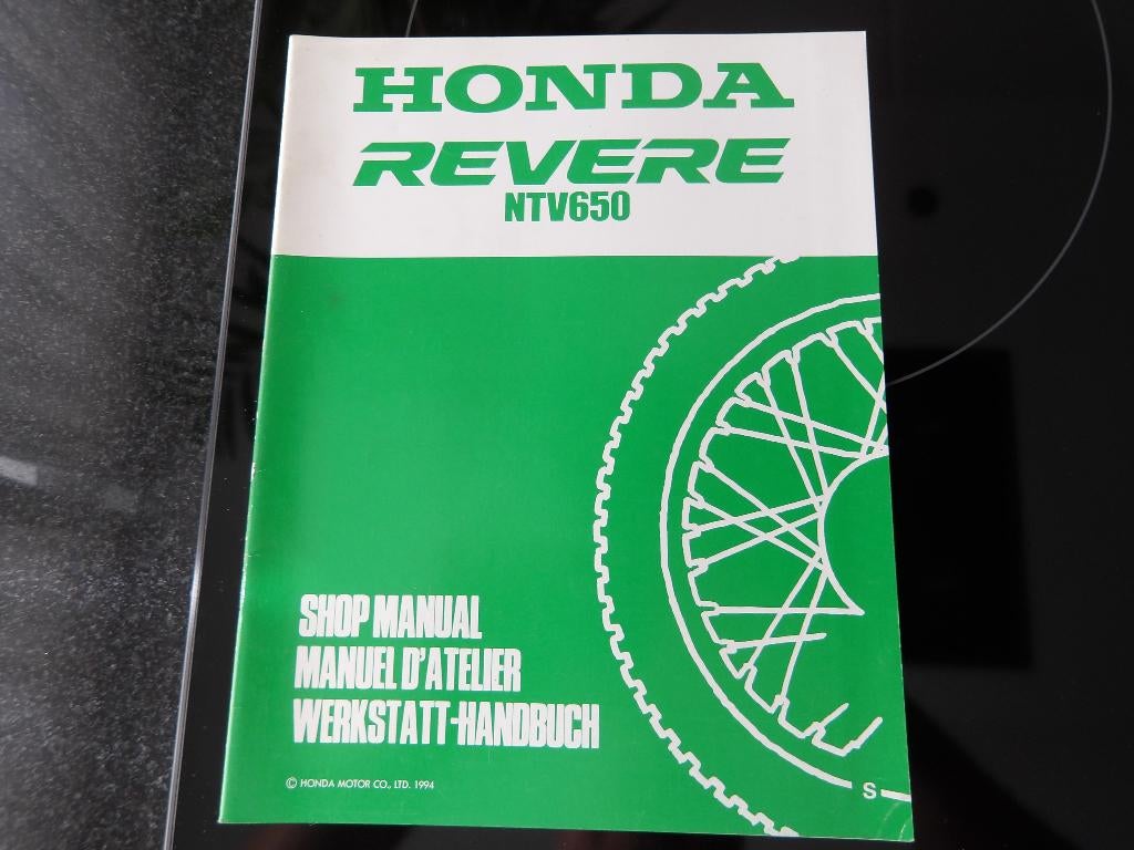 HONDA werkplaatshandboek addendum NTV Revere 1994, Verzenden, Honda
