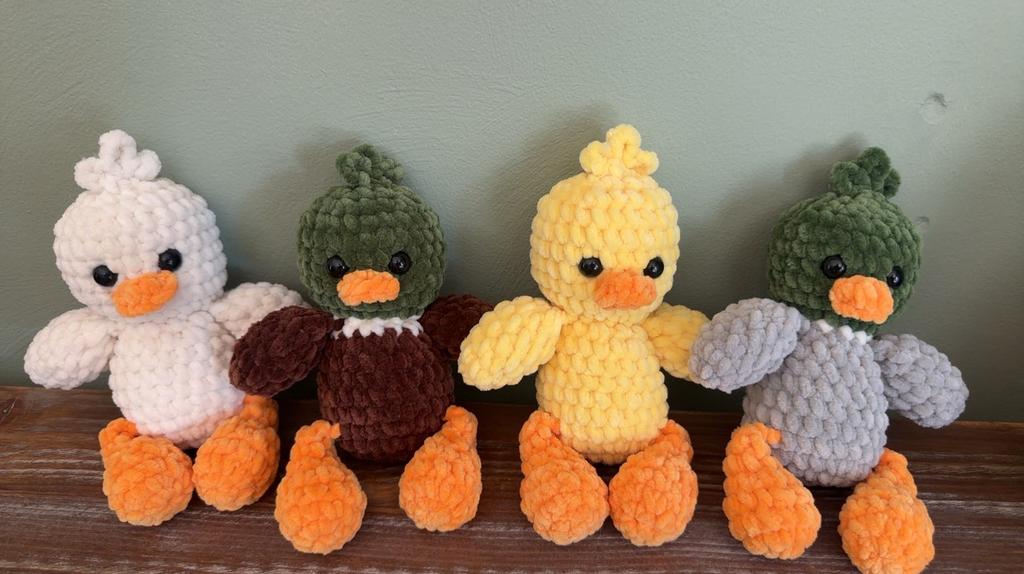 Eenden knuffeltjes, Hobby en Vrije tijd, Breien en Haken, Ophalen of Verzenden, Zo goed als nieuw, Haken, Wol of Garen