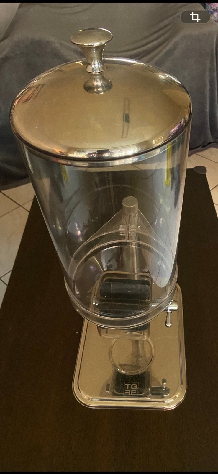 Foos dispenser tgff, Ophalen, Zo goed als nieuw