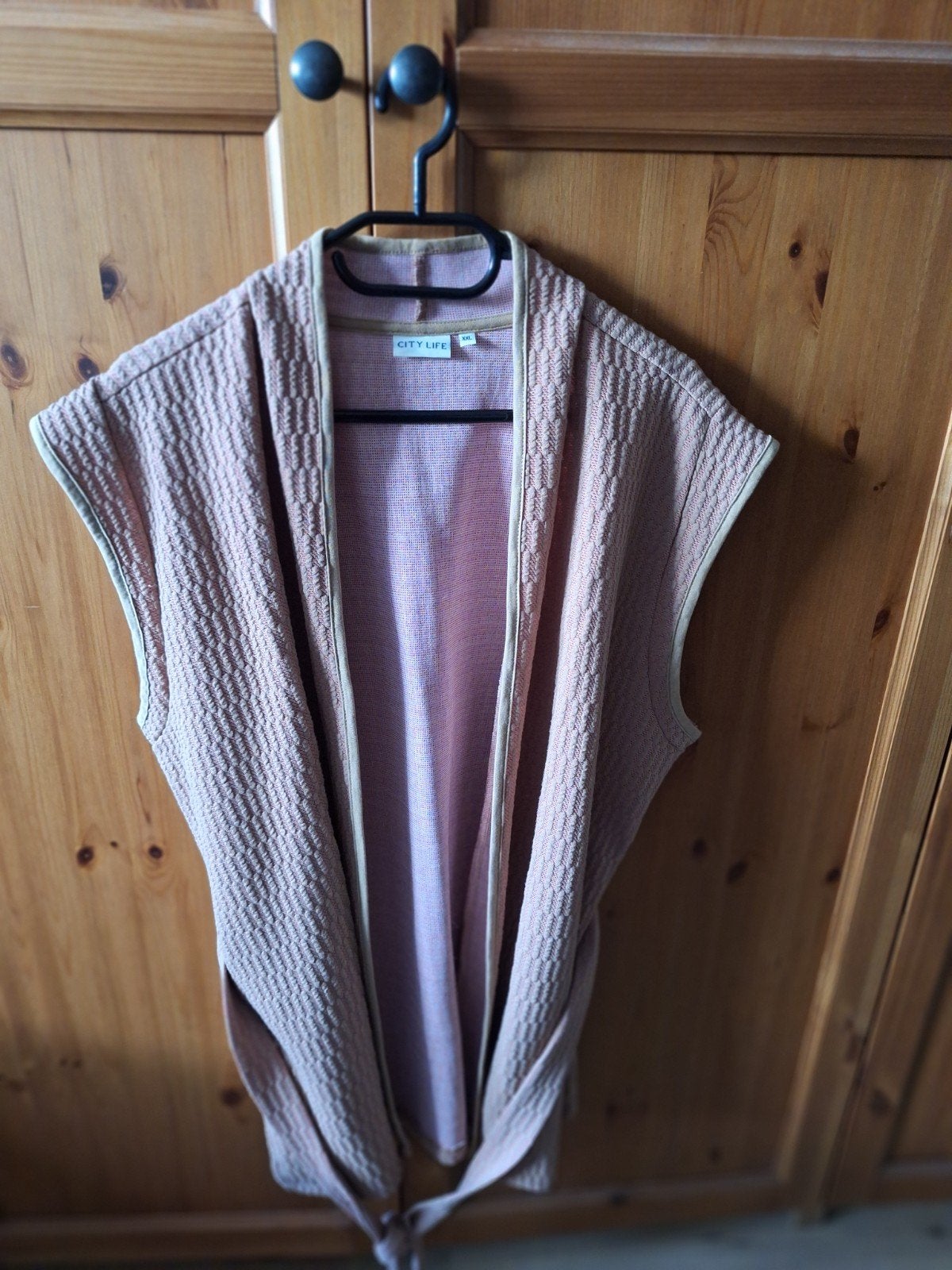 Mooi mouwloos vest/gilet XXL beige/roodroze nieuw, Kleding | Dames, Beige, Nieuw, Ophalen of Verzenden, Overige typen