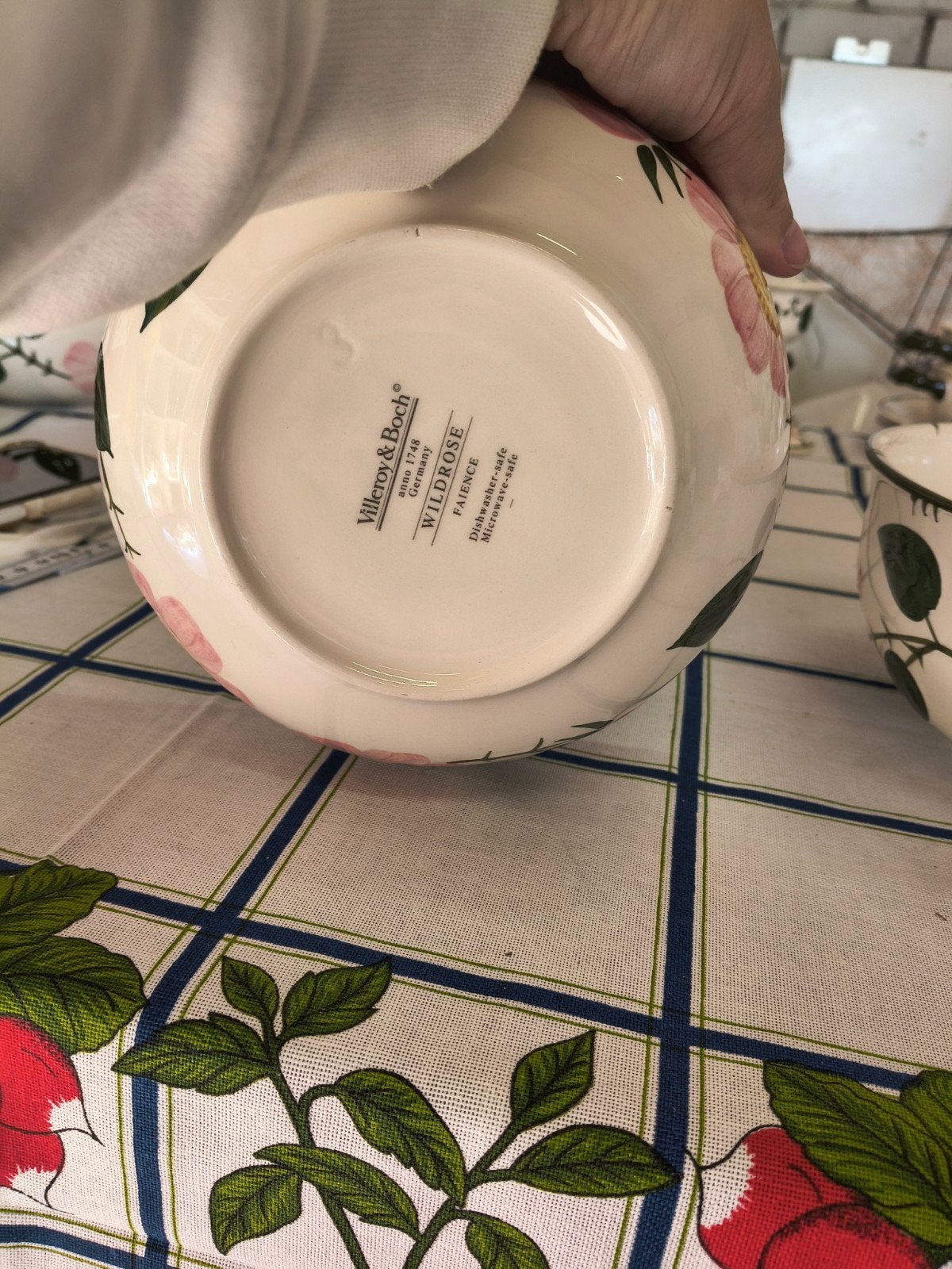 Villeroy & Boch Wild Rose saladekommen - set van 2, Antiek en Kunst, Ophalen of Verzenden
