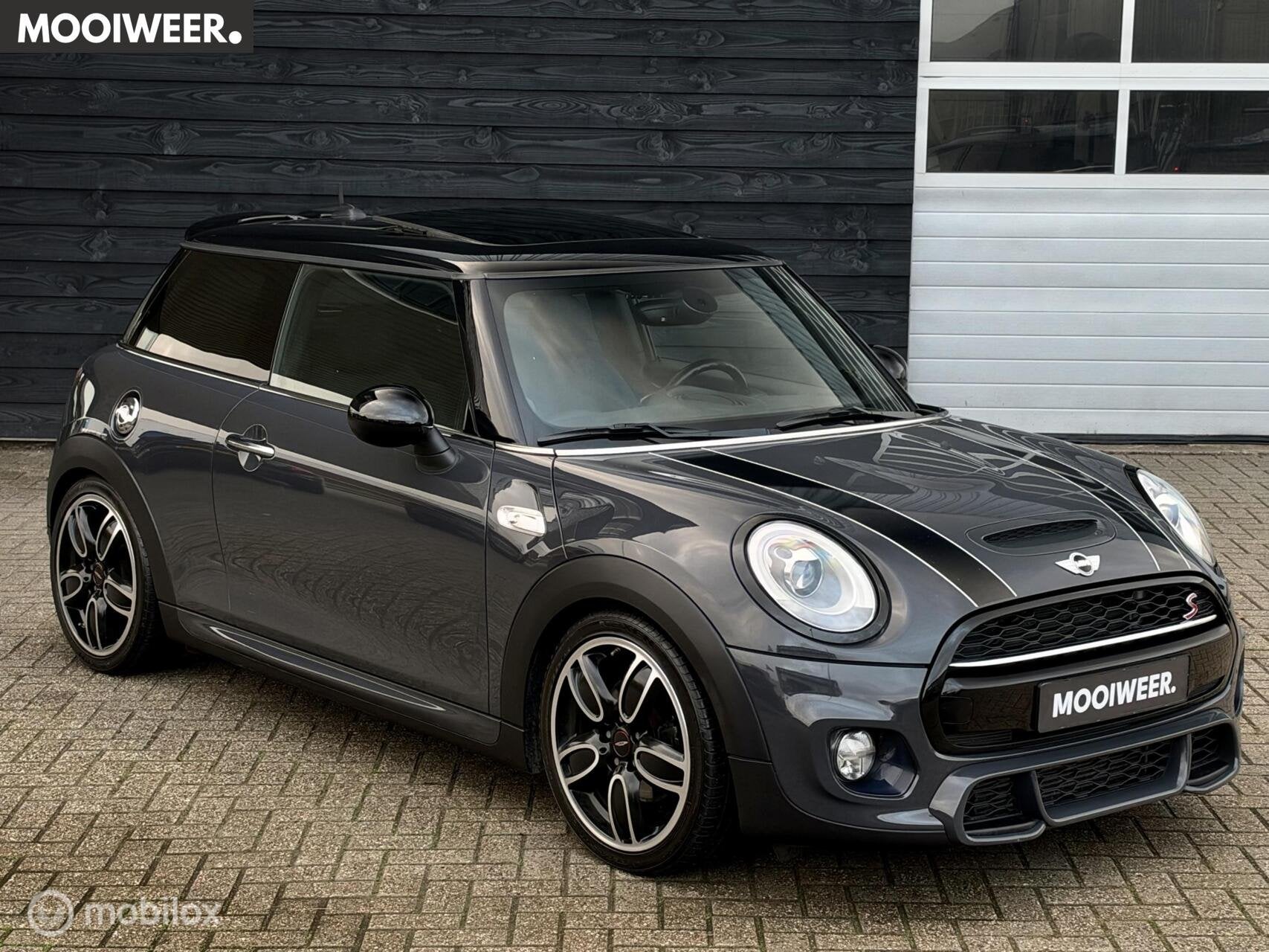 Mini 2.0 Cooper S Chili | JCW Pakket | Pano | Harman Kardon, Voorwielaandrijving, 1998 cc, Gebruikt, 4 stoelen