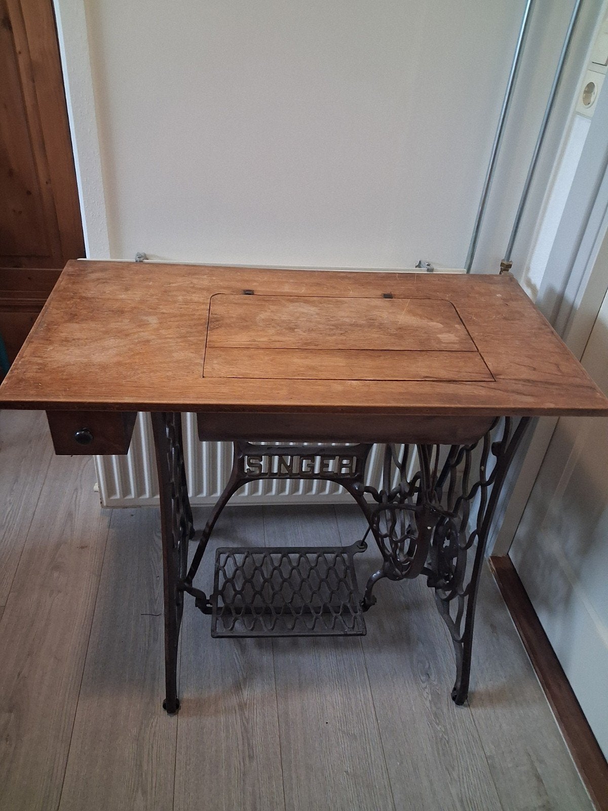 Te koop Singer trapnaaimachine., Ophalen