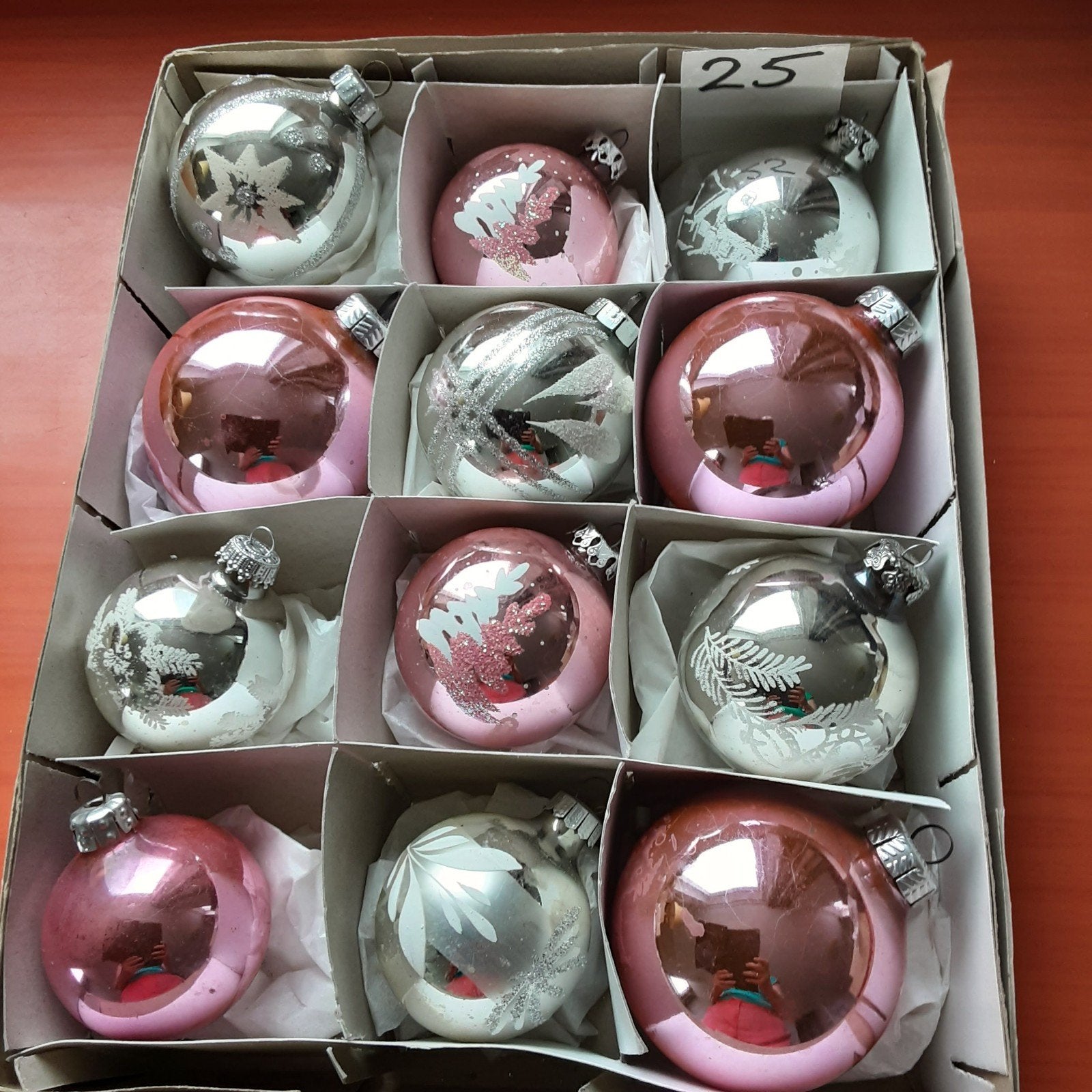 Vintage oude glazen kerstballen:zilver en roze, middelgroot, Ophalen of Verzenden, Gebruikt