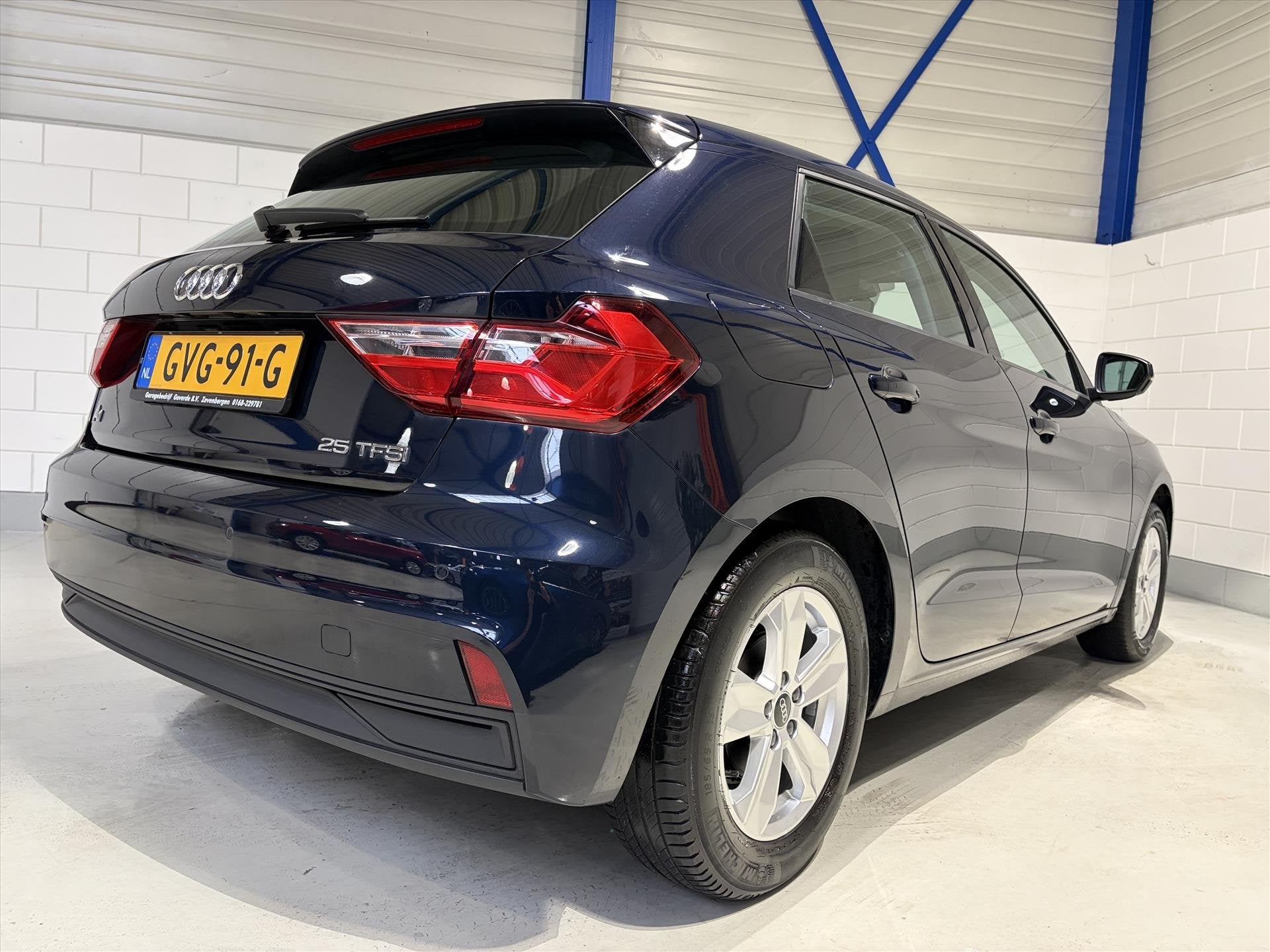 Audi A1 Sportback 25 TFSI 95pk S tronic AUT 5drs, Airco, Car, Auto's, 95 pk, Blauw, Bedrijf, 1100 kg