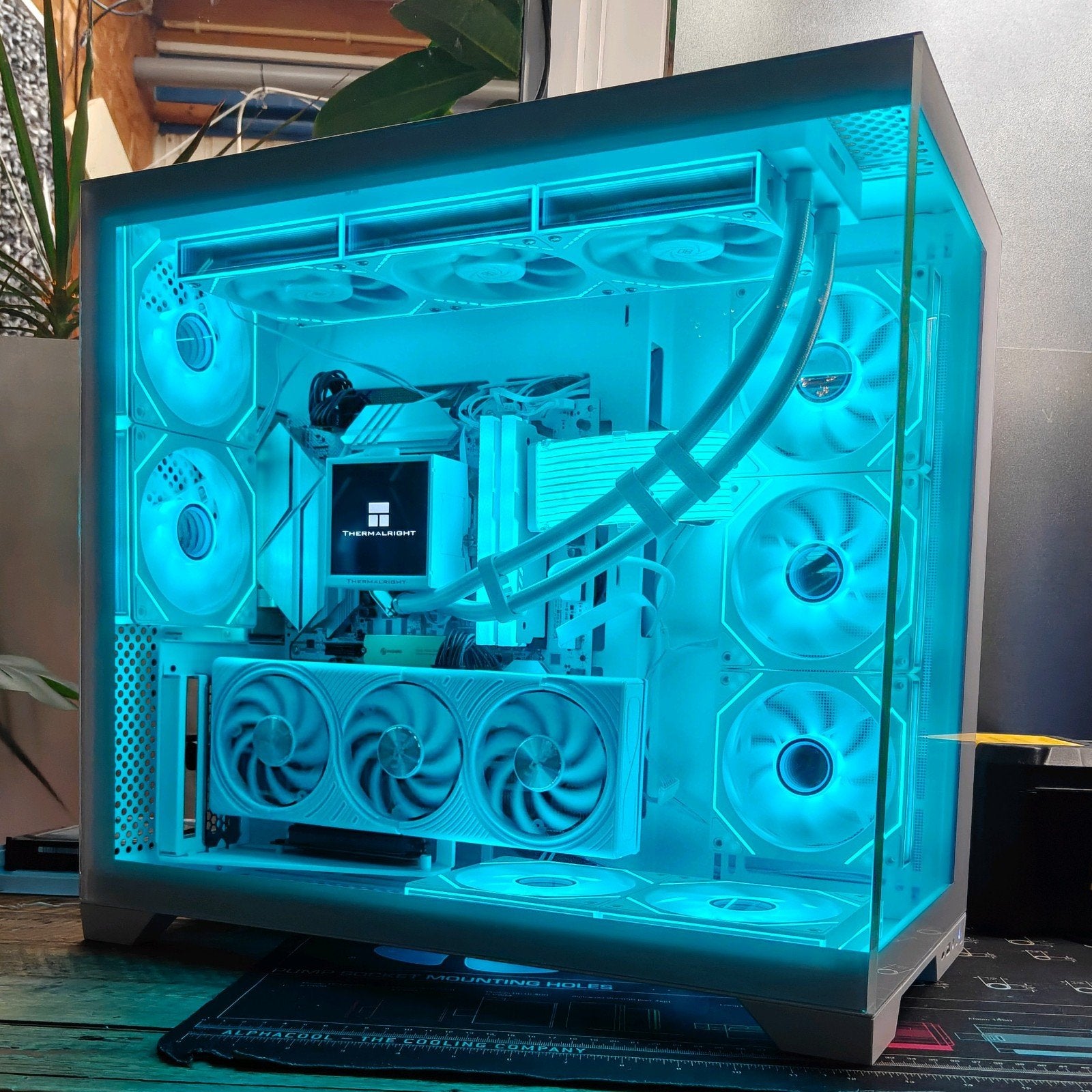 nieuw White RGB game pc 7800X3D RTX 5070 12GB DDR5 2TB M2, 32 GB, Nieuw, Ophalen of Verzenden, 2 TB
