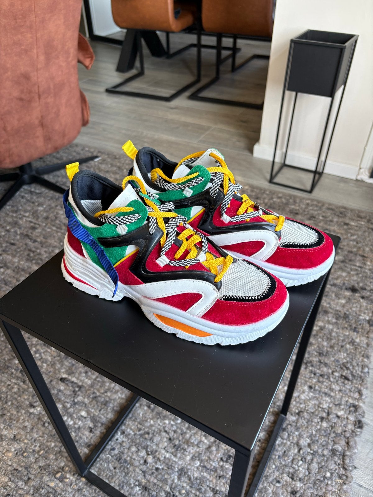 Multicolor sneakers - label maar 45 (vallen kleiner), Ophalen of Verzenden, Zo goed als nieuw, Overige kleuren, Sneakers of Gympen