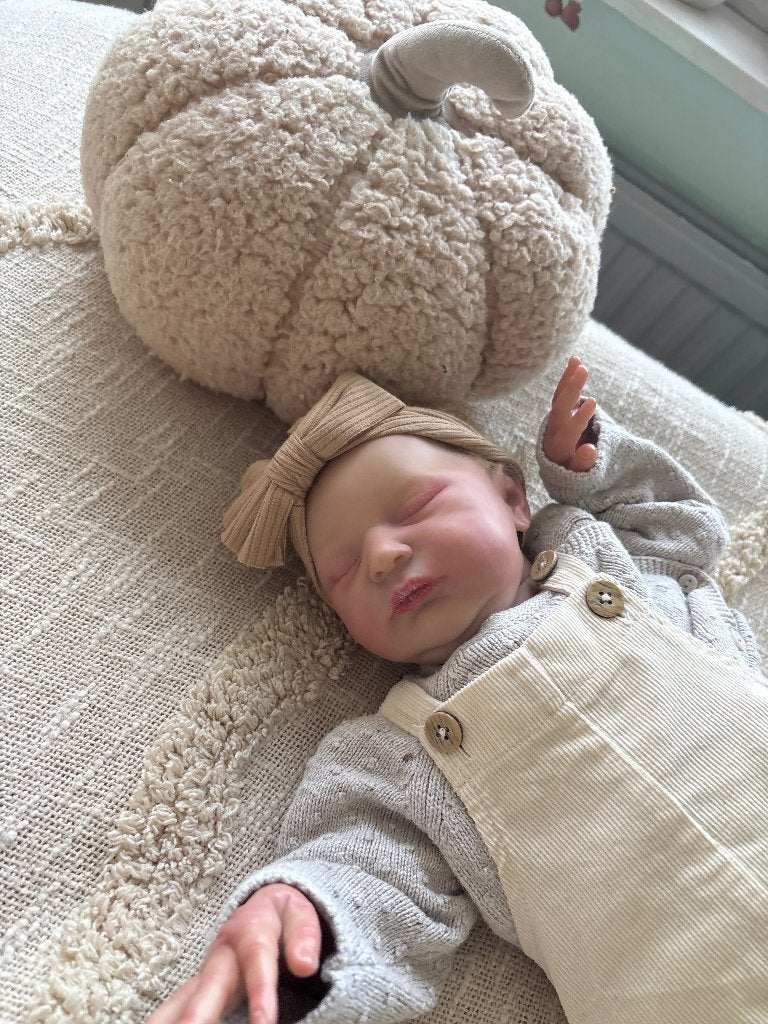 Reborn Laura, Verzamelen, Ophalen of Verzenden, Zo goed als nieuw, Pop