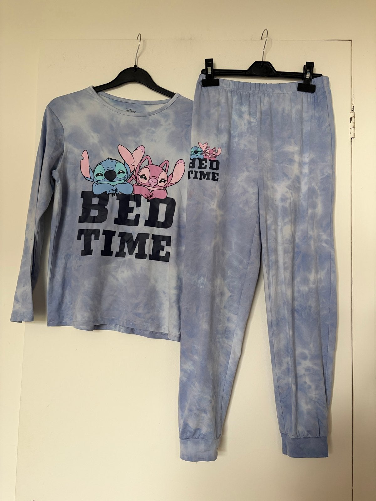 Lilo & Stitch pyjama zachte stof maat 146/152, Ophalen of Verzenden, Zo goed als nieuw, Meisje, Nacht- of Onderkleding