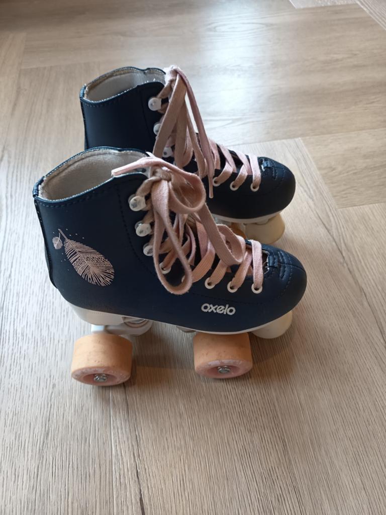 In goede staat: Oxelo rolschaatsen maat 31 donkerblauw, Ophalen of Verzenden, Zo goed als nieuw, Kinderen