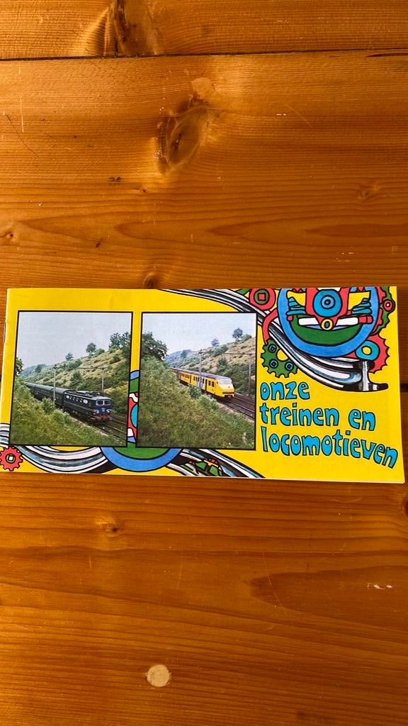 Vintage brochure NS ‘Onze treinen en locomotieven’ 1970, Ophalen of Verzenden, Gebruikt, Trein, Boek of Tijdschrift