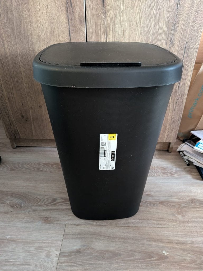 Bin, 40 liter of meer, Ophalen, Zo goed als nieuw, Kunststof