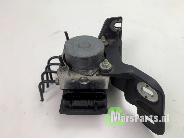ABS Pomp van een Opel Corsa, Gebruikt, -, -, Opel