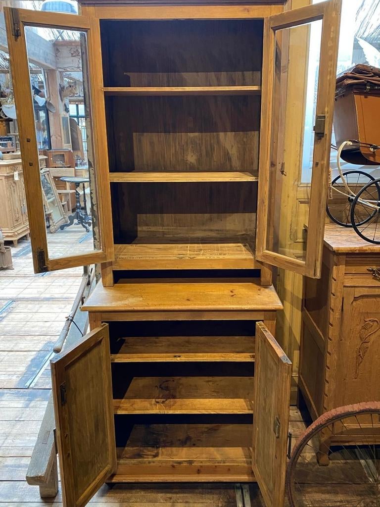 Landelijke smalle kast oud grenen vitrinekast, Ophalen