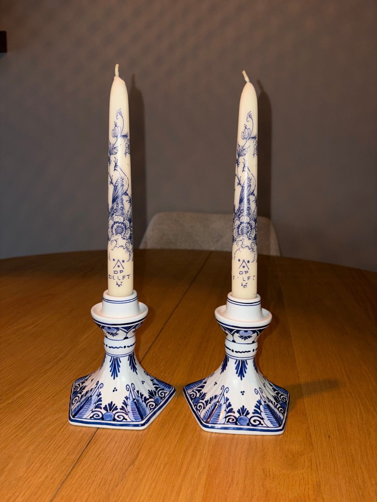2 prachtige Delfts blauwe kaarsenhouders met kaarsen, Antiek en Kunst, Ophalen, Keramiek of Aardewerk