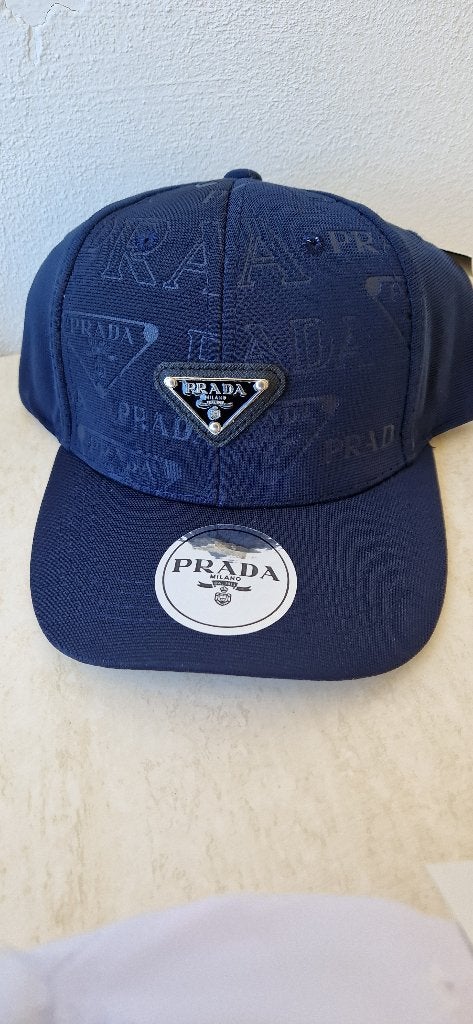 Prada pet/ cap model verstelbaar  zwart, blauw, grijs, roze, Kleding | Heren, Nieuw, Pet, Prada, One size fits all