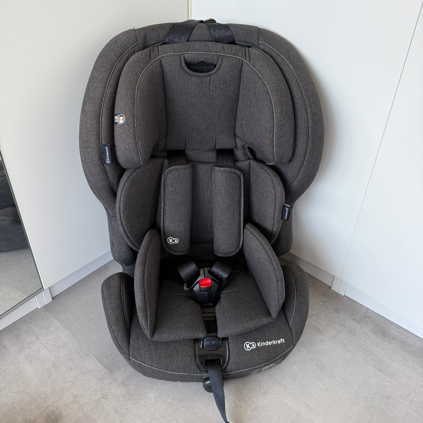 Kinderkraft Autostoel Safety-Fix met Isofix black, 15 t/m 36 kg, Zo goed als nieuw, Isofix, Ophalen