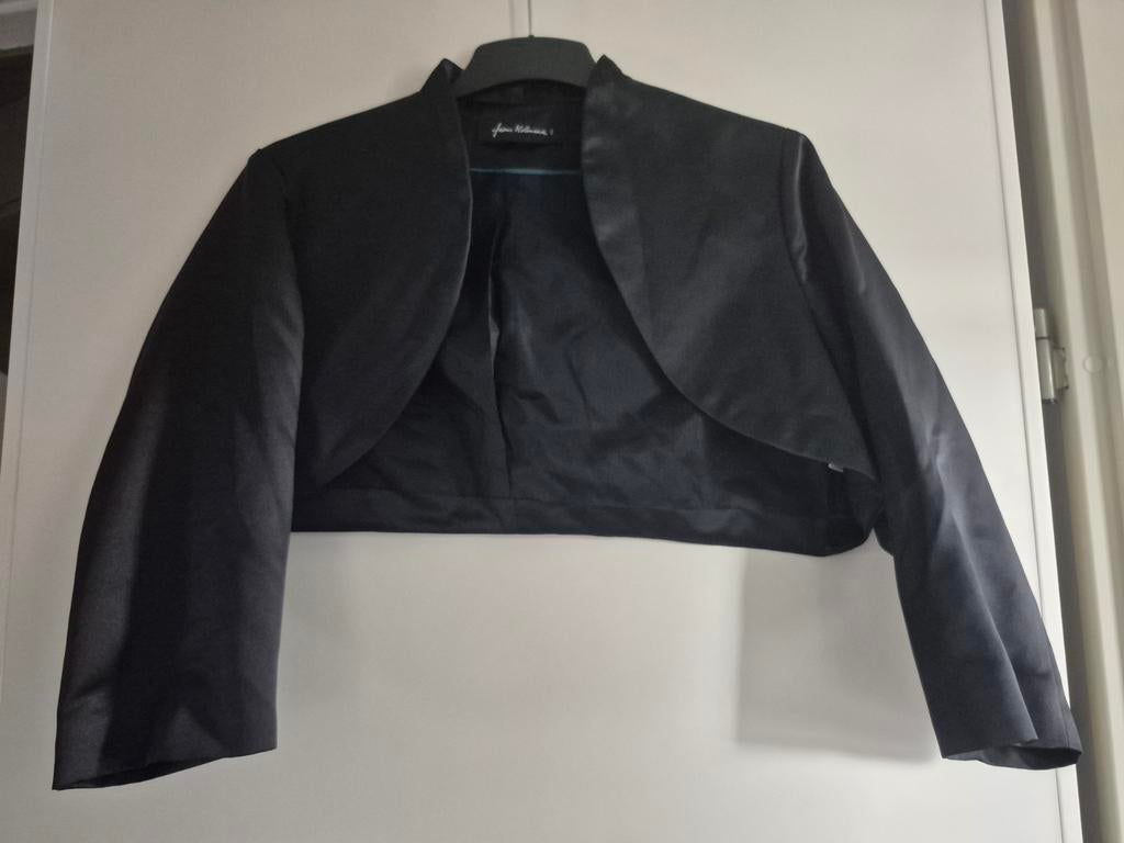 Frans Molenaar Bolero Zwart mt 46, Zwart, Maat 46/48 (XL) of groter, Ophalen of Verzenden, Zo goed als nieuw