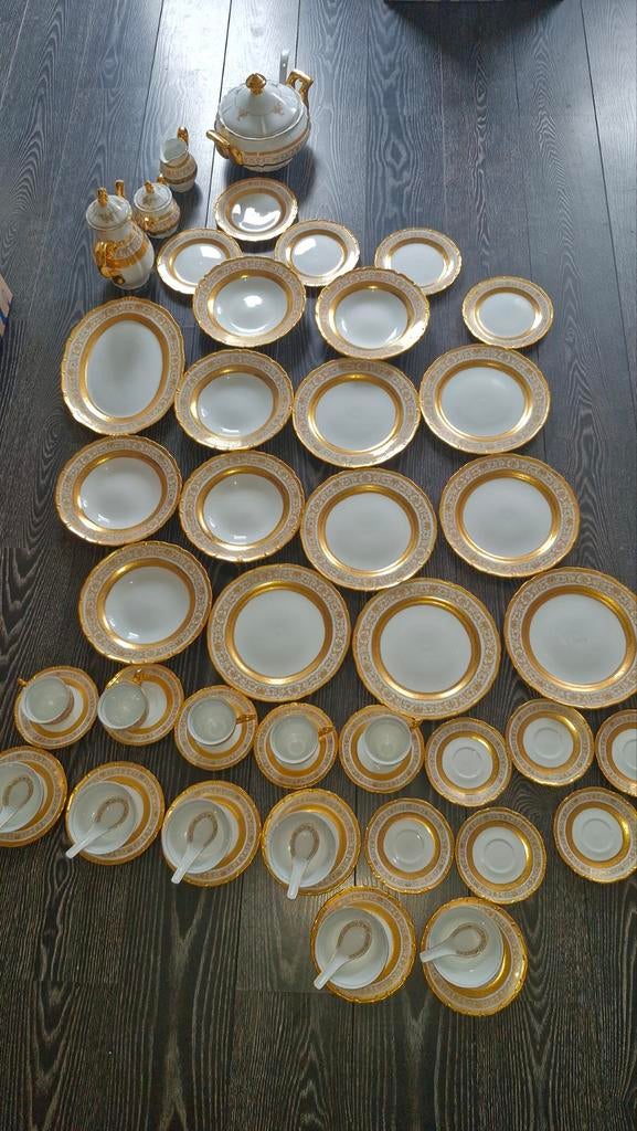 Servies goud/wit 58delig, Huis en Inrichting, Keuken | Servies, Overige materialen, Ophalen of Verzenden, Zo goed als nieuw, Overige stijlen