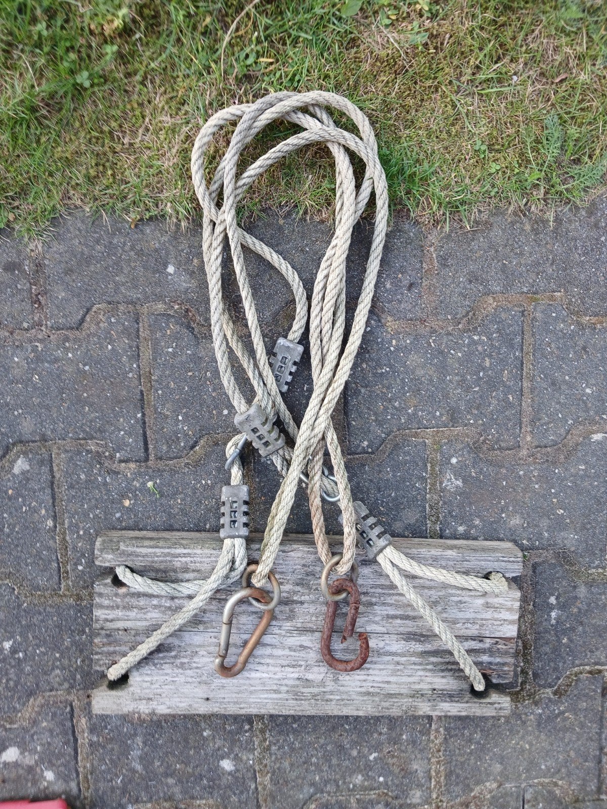 speeltoestel, schommel ,kinderschommel met gordeltj, Ophalen, Gebruikt, Schommel