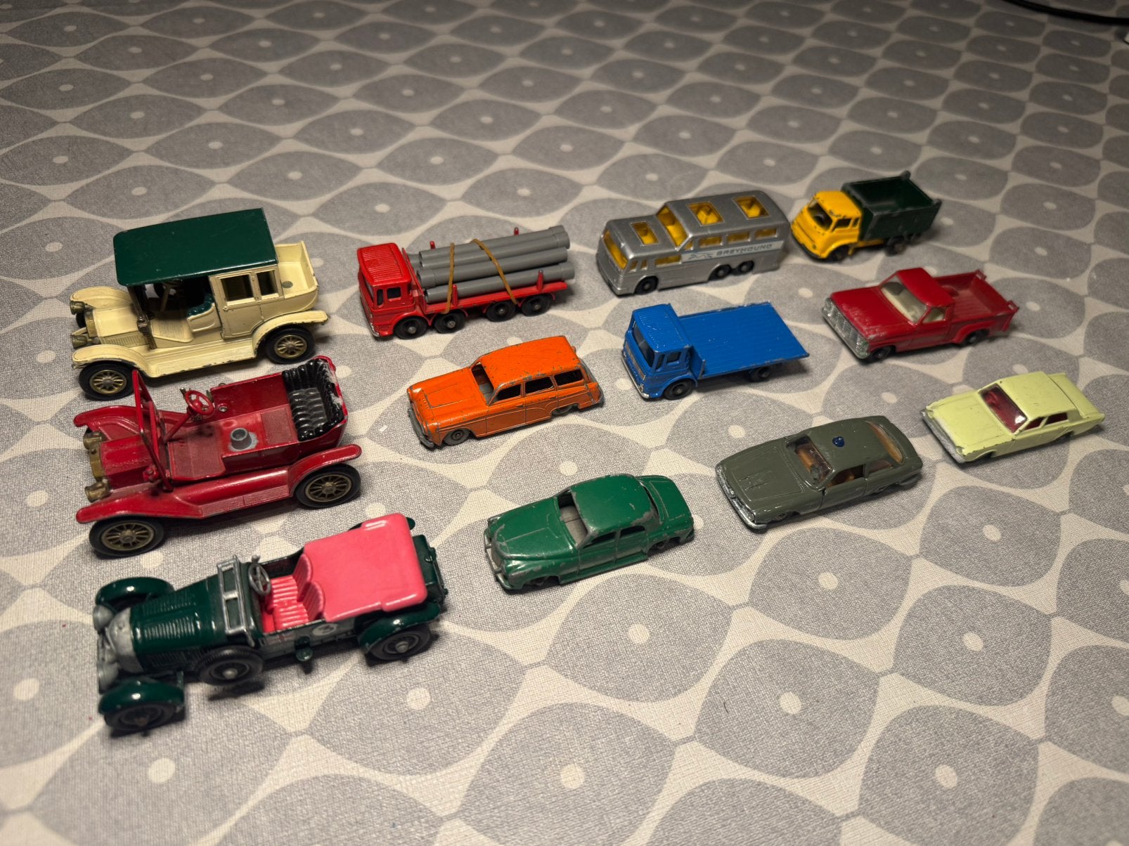 12x Vintage Miniatuur Auto’s – Lesney, Matchbox, Budgie, Ophalen of Verzenden, Gebruikt, Auto, Lesney