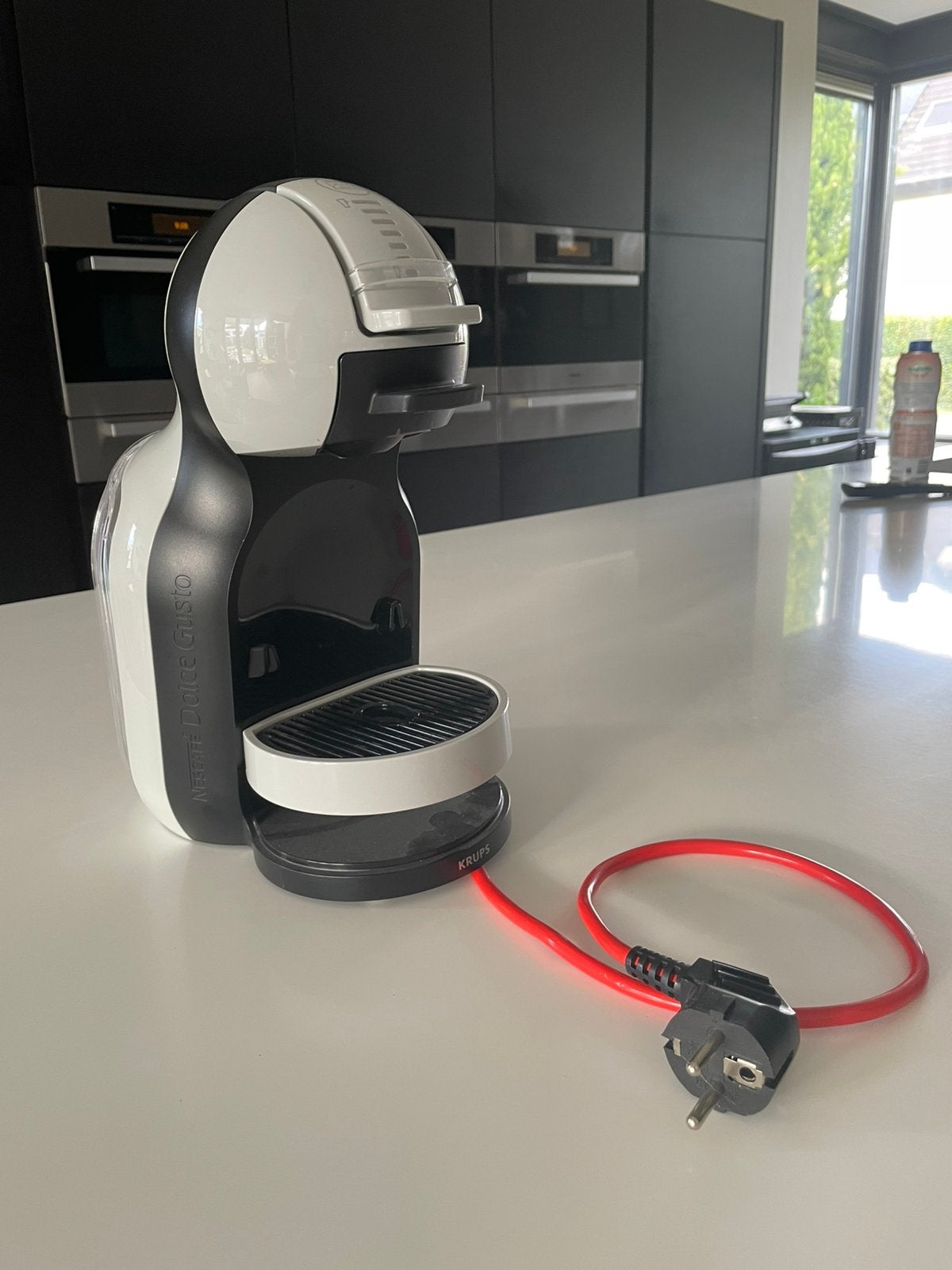 Dolce Gusto koffiezet apparaat mini., Witgoed en Apparatuur, Koffiezetapparaten, Ophalen, Zo goed als nieuw, Koffiemachine