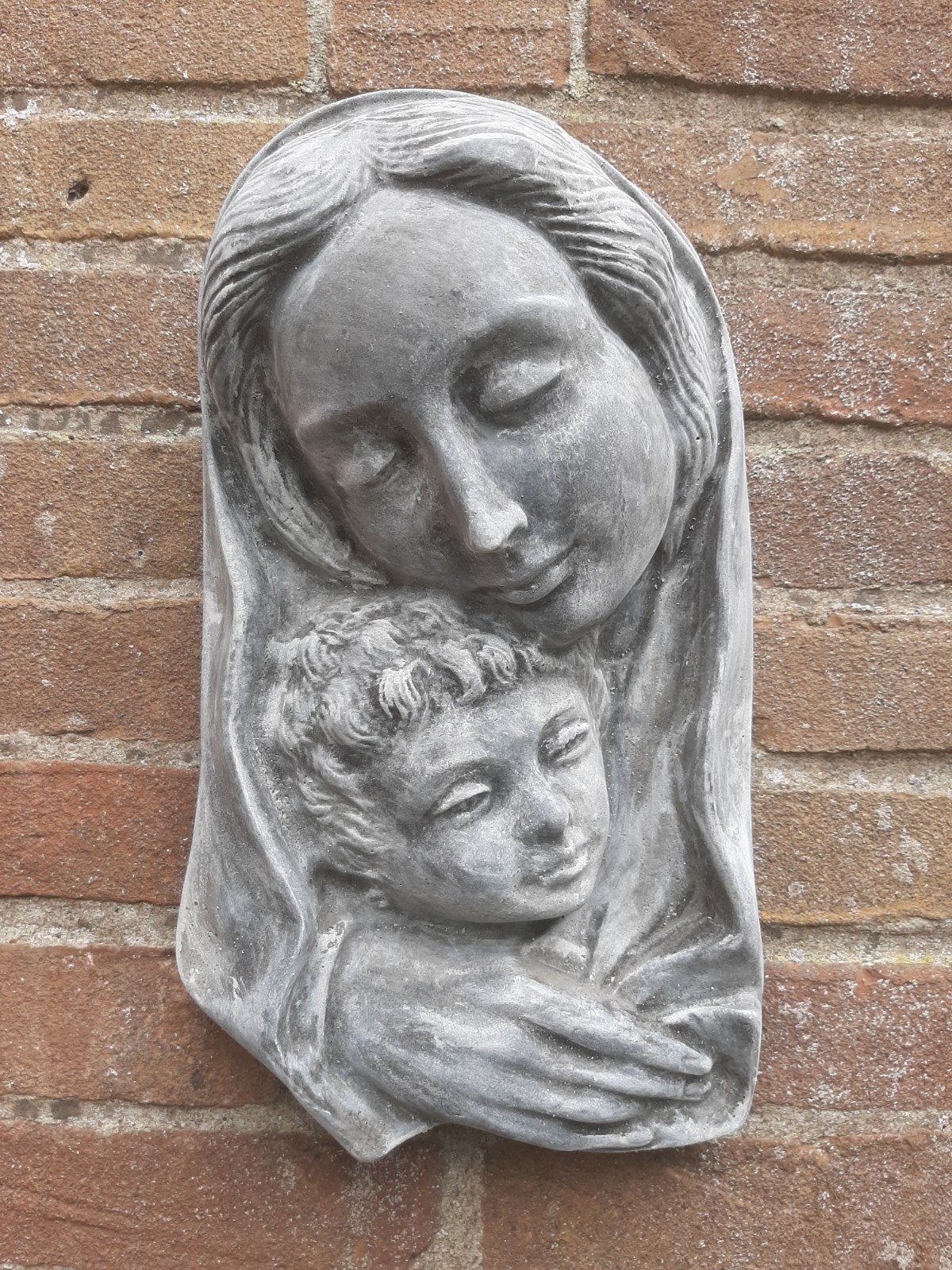 Moeder met kind wanddecoratie betonnen beeld tuinbeeld Maria, Tuin en Terras, Ophalen