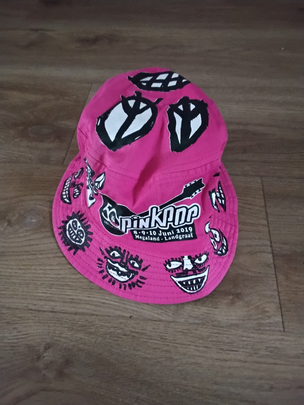 buckethat PINKPOP 8-9-10 juni 2019 50 jaar anneversery, Ophalen