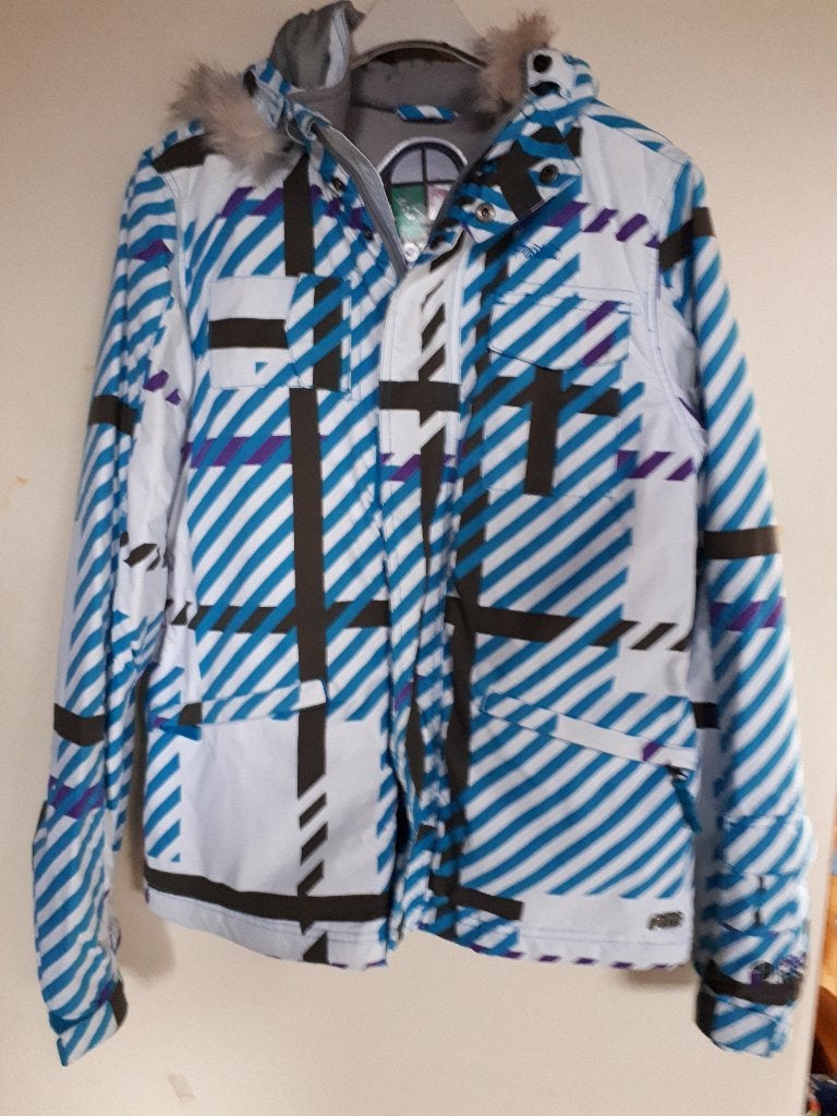 blauw/witte ski jas, maat 36/S, Protest, Kleding | Dames, Jassen | Winter, Meerkleurig, Ophalen of Verzenden, Zo goed als nieuw