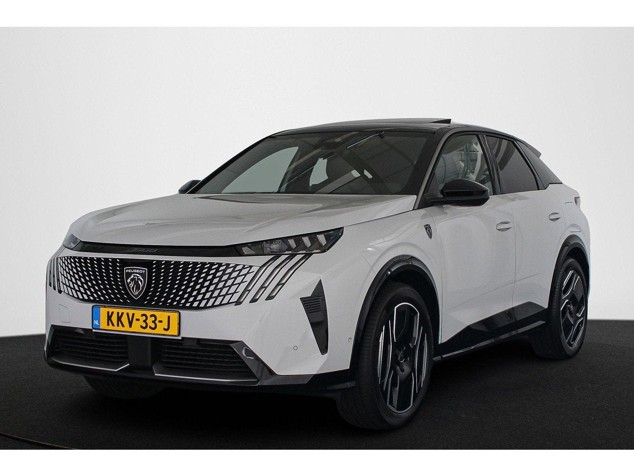 Peugeot E-3008 GT 73 kWh Panoramadak FOCAL Warmtepomp Stoelv, Automaat, Gebruikt, 213 pk, Leder