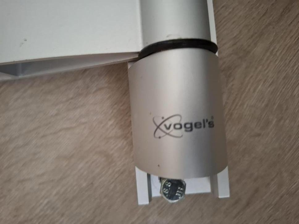 Vogel's tv steun, Ophalen, Zo goed als nieuw