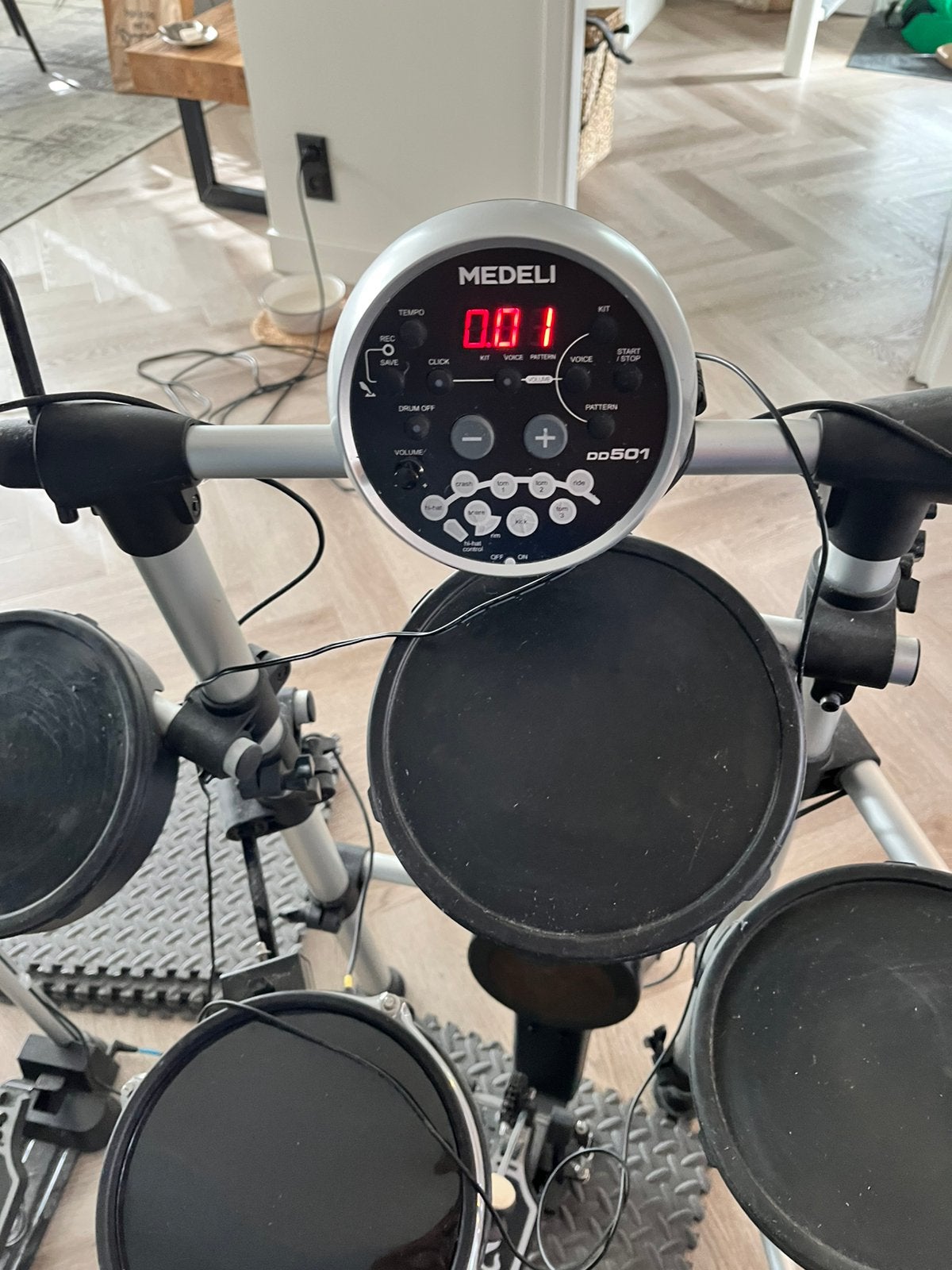 Medeli DD501 elektronisch drumstel met extra accessoires, Ophalen, Overige merken, Elektronisch