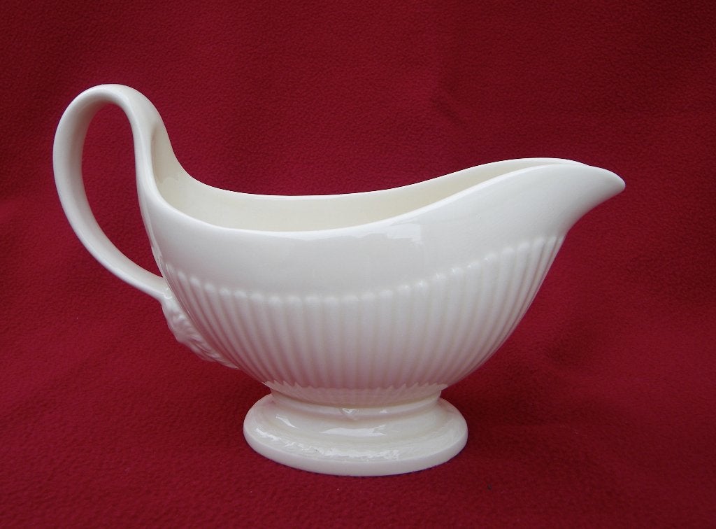 Wedgwood EDME  Puntgave jus/sauskom, Klassiek, Ophalen of Verzenden, Zo goed als nieuw, Kom(men)