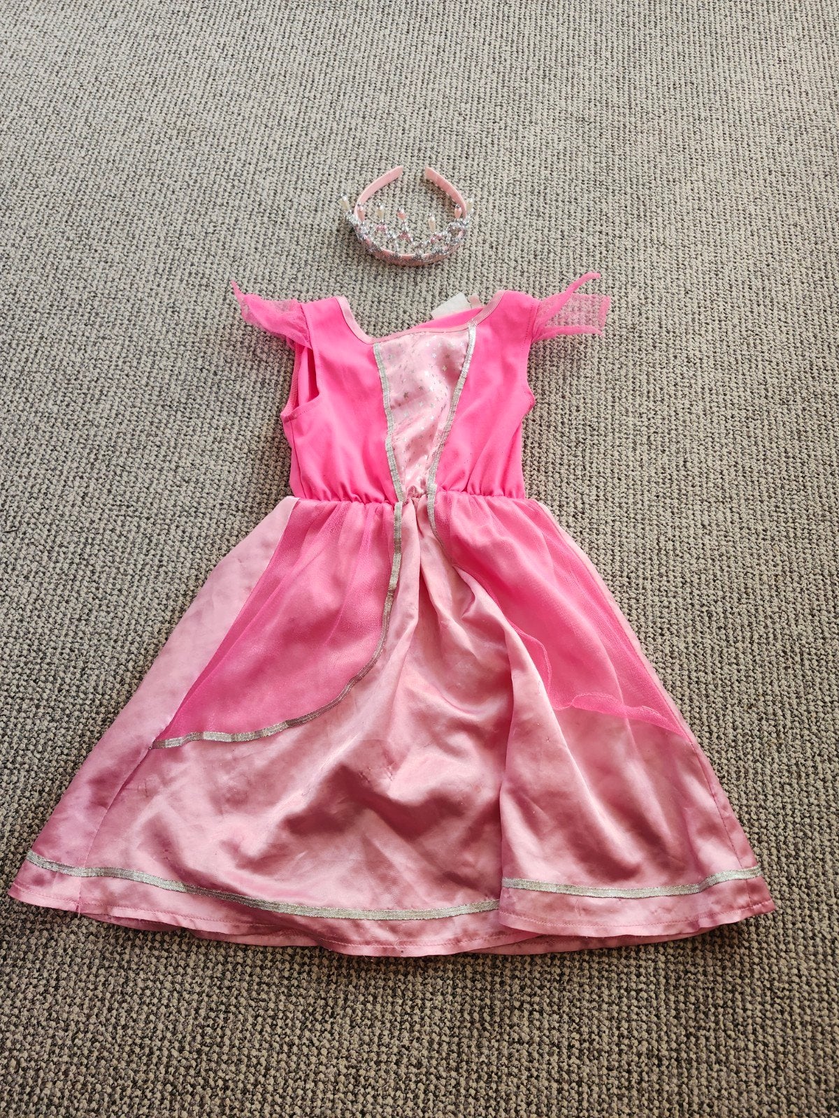 Prinsessenjurk roze maat 104 met kroontje, Ophalen, Zo goed als nieuw, Meisje, Jurk of Rok